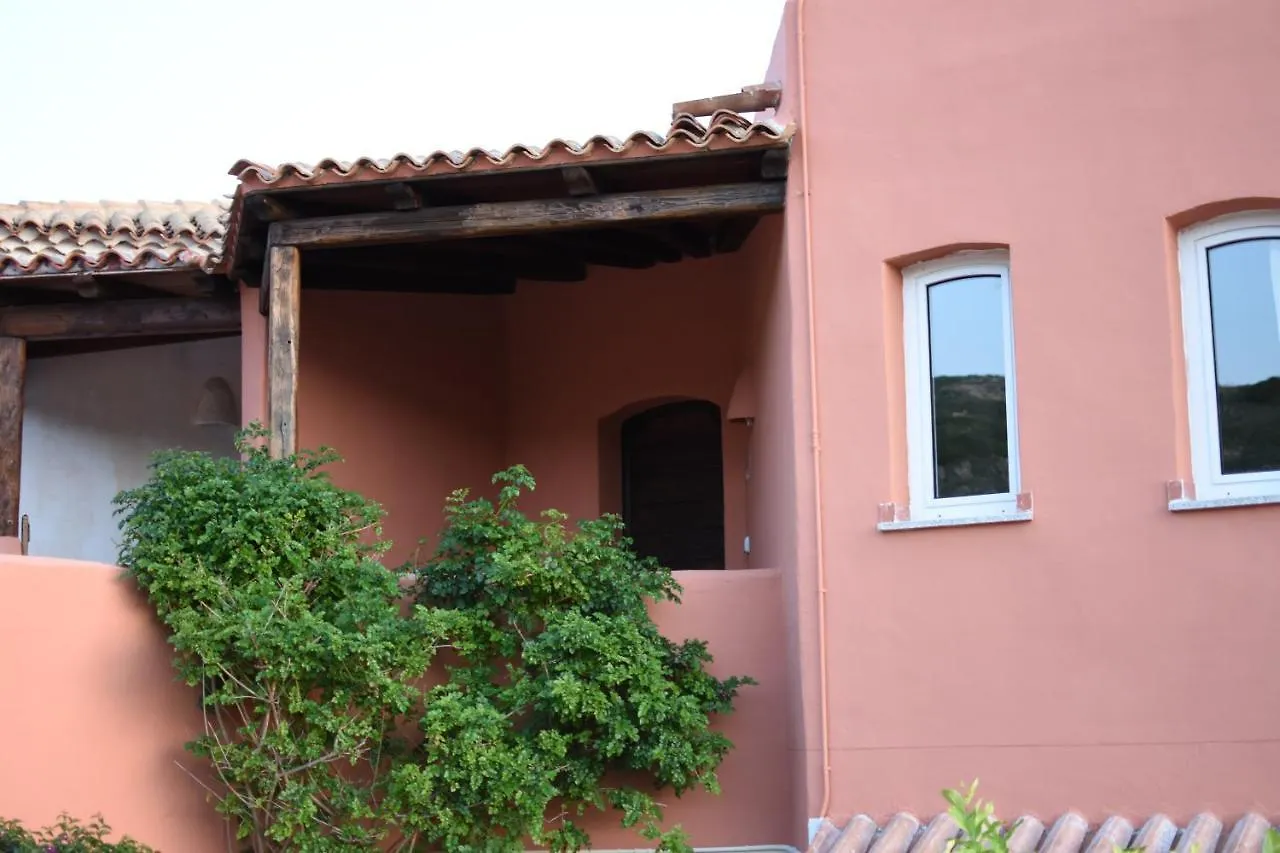 公寓 Trinità dʼAgultuCasa Mare Cala Rossa公寓